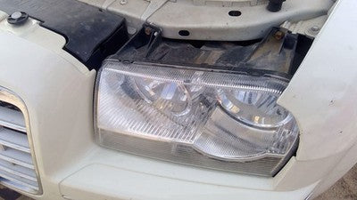 2008-2010 Chrysler 300 Driver Left Head Light Oem Front Lamp With Bracket