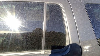 02-10 Mountaineer Driver Left Rear Vent Window Back Door Glass With Frame