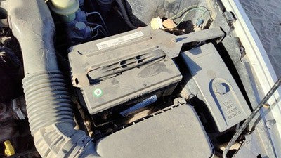 1996-1999 Saturn Sl1 Complete Battery Box Mount Tray With Hold Down 1.9L Sohc