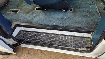 1993 Gmc Safari Passenger Right Rear Lower Sill Step Moulding Trim Panel Oem