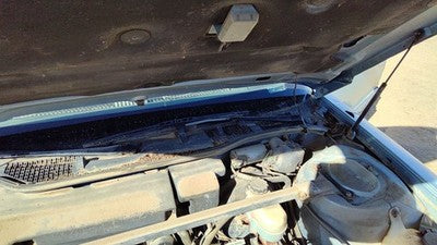 1993 Buick Lesabre Windshield Wiper Cowl Vent Trim Panel Oem Cover