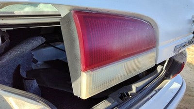 1992-1995 Pontiac Bonneville Driver Left Inner Tail Light Brake Lamp Oem Rear