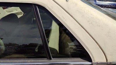 1998-04 Cadillac Seville Driver Left Rear Vent Window Back Door Glass With Frame
