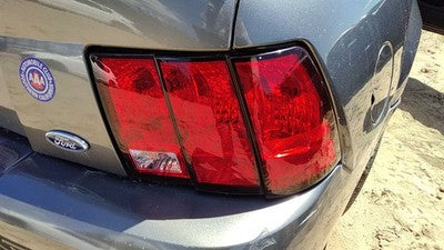 1999-2004 Ford Mustang Passenger Right Tail Light Brake Lamp Oem Rear