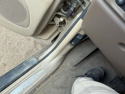 2004 Buick Rainier Driver Left Lower Kick Trim Panel Oem Tan 332