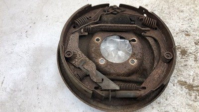 1991 Chevy Caprice Passenger Right Rear Brake Backing Plate Assembly Oem