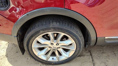 2014 Ford Explorer Passenger Right Rear Wheel Flare Moulding Oem Back