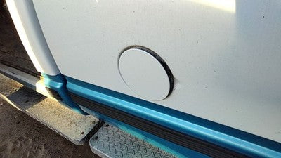 1993 Gmc Sierra 2500 Fuel Tank Door With Hinge Gas Lid Oem Filler White