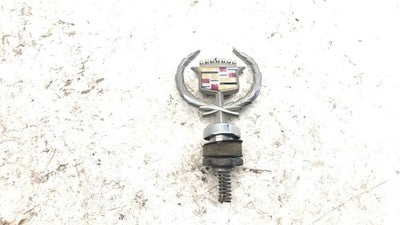 92-97-92-97 Cadillac Hood Ornmanent Emblem Deville Eldorado Fleetwood Vintage