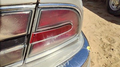 1997-1998 Park Ave Ultra Passenger Right Tail Light Brake Lamp Oem Rear 16523958