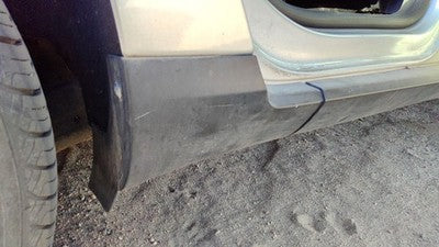 2007 Vw Passat Passenger Right Rear Moulding On Quarter Panel Oem