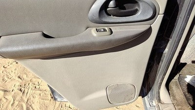 02-04 Trail Blazer Driver Left Rear Door Trim Panel With Switches Back Gray 95D