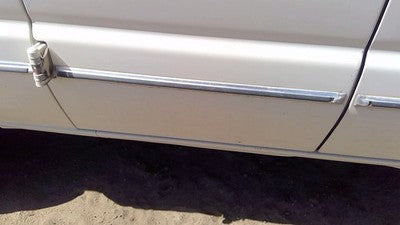 93-04 Van E150 Passenger Right Rear Moulding From Rearward Door Back Trim Strip