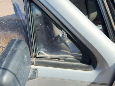 88-93 Pup Passenger Right Front Vent Window Small Door Glass With Frame Oem