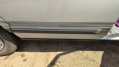 1990 Olds 88 Passenger Right Rear Moulding From Door Oem Back Trim Strip