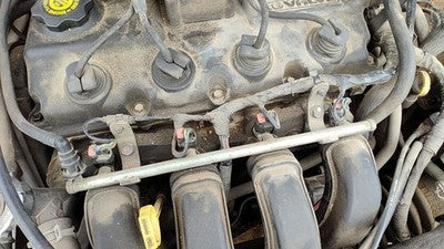 2004 Dodge Neon Complete Fuel Rail With Injectors Set Loaded Oem 2.0L 04891573Aa