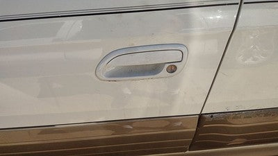 2000-2004 Legacy Outback Driver Left Front Outside Door Handle Oem White 8Y3