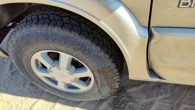 1998-2001 Olds Bravada Driver Left Front Wheel Flare Moulding Fender Pewter 11U