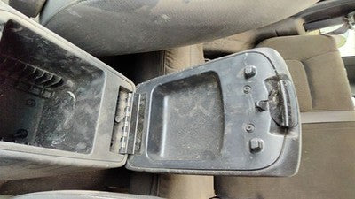 2002-2004 Jeep Liberty Center Console Lid Only Oem Arm Rest Fold Down Gray M5dv