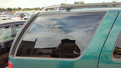 1995-2005 S10 Blazer Passenger Right Rear Quarter Glass Back Side Window Oem