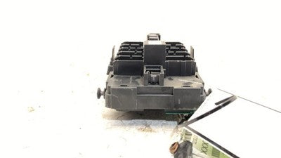 2012-2007-2014 Gmc Sierra 1500 Cabin Fuse Relay Box 15939775 Oem Behind Dash