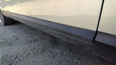 2006-2010 Vw Passat Passenger Right Lower Front Moulding From Door Trim Strip