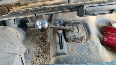 1993 Gmc Sierra 2500 Floor Shifter Lever Shift Unit Manual Transmission 5 Speed