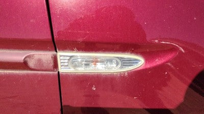 06-11 Hyundai Accent Passenger Right Front Turn Signal Light Lamp Fender Mounted