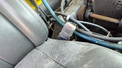 98-02 Van 2500 Passenger Right Front Seat Belt Buckle Receiver 69W Dark Gray