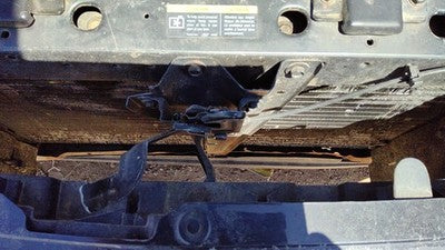 1997-2004 Buick Regal Hood Latch Assembly With Bracket Oem 15856715