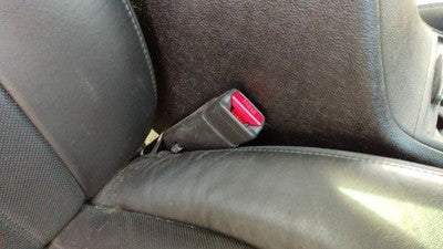 06-11 Buick Lucerne Passenger Right Front Seat Belt Buckle Receiver Ebony 193