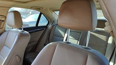 2013-2014 Mercedes C300 Pair Of Front Headrests Oem Left Right Set Seat