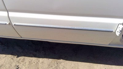 93-04 Van E150 Passenger Right Rear Moulding From Forward Door Back Trim Strip