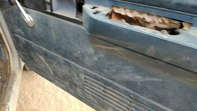 91 Chevy Silverado 1500 Passenger Right Front Door Trim Panel Manual Window Blue