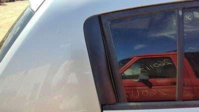 Nissan Versa Passenger Right Rear Moulding On Quarter Panel Oem