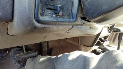 94-95 Jeep Grand Cherokee Lower Dash Under Column Knee Bolster Trim Panel Gray
