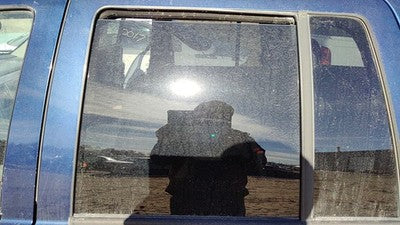 1999-2004 Jeep Grand Cherokee Driver Left Rear Side Window Door Glass Oem Back