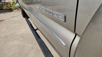 1999-2007 Sierra 2500 Hd Passenger Right Front Moulding From Door Oem Trim Strip