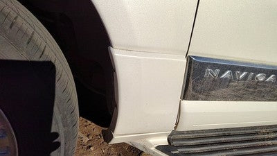 07-17 Navigator Driver Left Moulding From Fender Trim Strip Pv White Chocolate