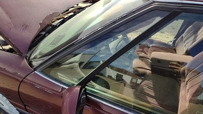92-99 Buick Lesabre Driver Left Front Vent Window Small Door Glass With Frame