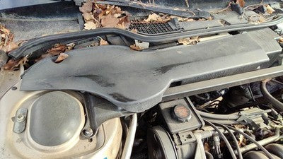 1994 Buick Park Ave Wiper Area Cover Top Plastic Shield Oem 3.8L