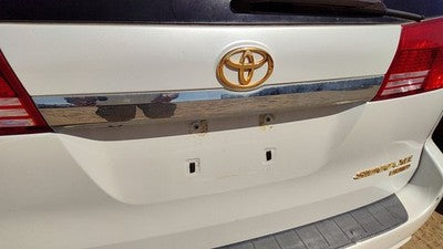 2004 Toyota Sienna License Plate Trim Surround Panel Oem Chrome With Camera