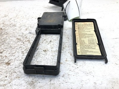 1995 Mercedes E320 Fuse Box Lid With Relay Mount Bracket Oem Cover