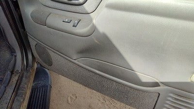 97-99 Chevy Suburban Passenger Right Front Inside Door Trim Panel Only Gray 132