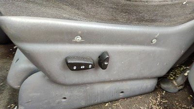 2000 Town & Country Driver Left Side Power Seat Switch With Trim Panel Gray