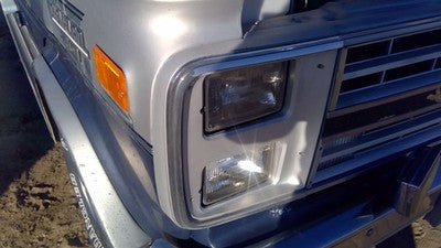 1989 Chevy G20 Van Passenger Right Trim Bezel Around Headlight Oem Dual 15596118