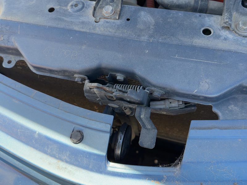 2004-2009 Toyota Prius Radiator Support
