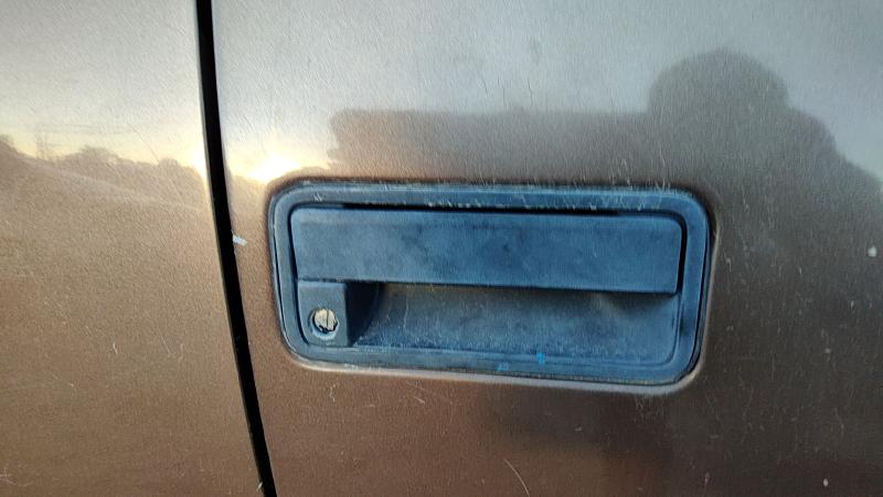 1994 Chevy/gmc Suburban 1500 Series Outside Door Handle RH