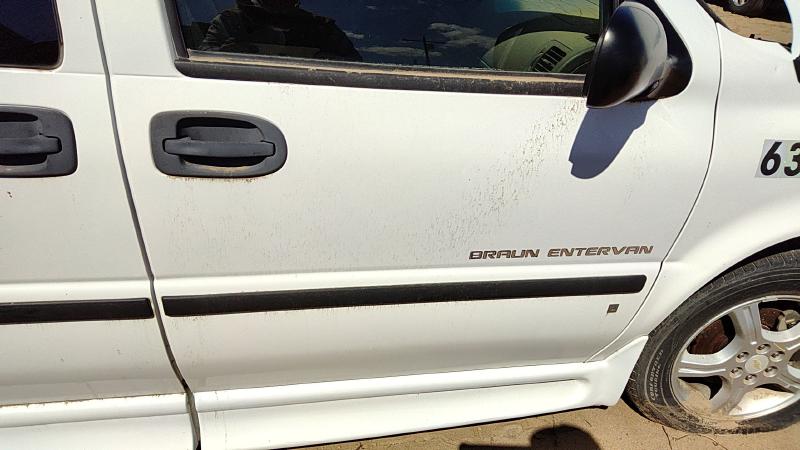2005-2009 Chevrolet Uplander Front Door RH