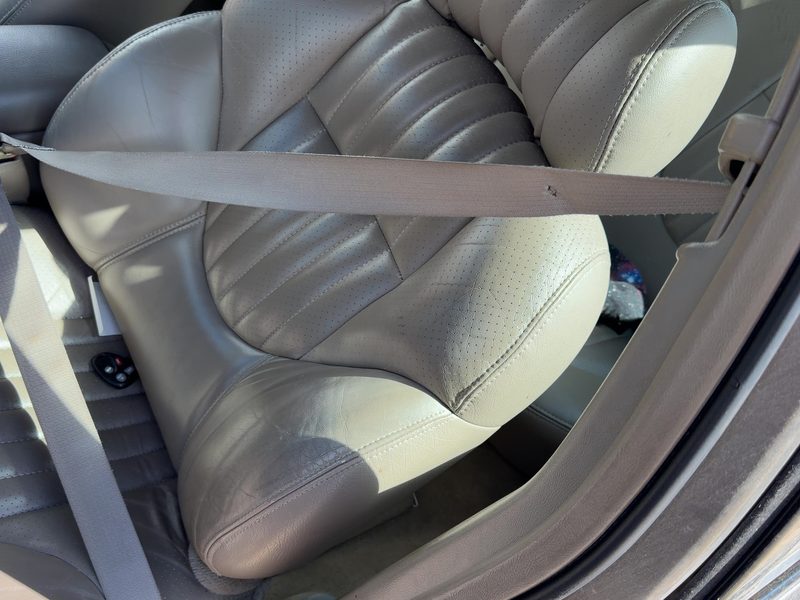 1999 Pontiac Bonneville (80 & Up) Front Seat Belt LH